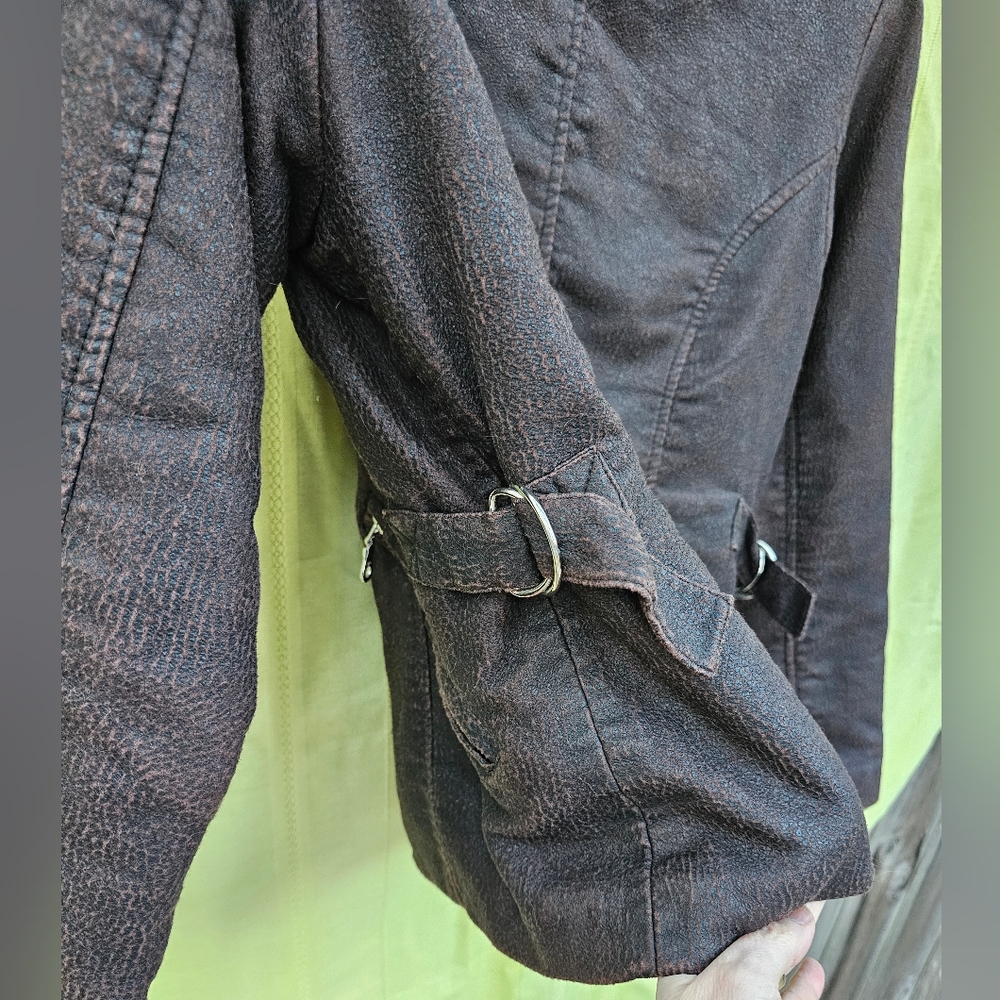 Vintage 90's Distressed Brown Faux Leather Jacket - Picture 8 of 13